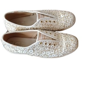 Keds Woman's Laceless Animal Floral Shoes. Sz.7.